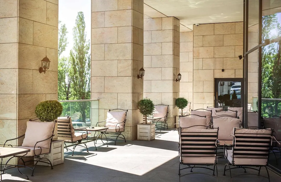 Hilton Kyiv-1